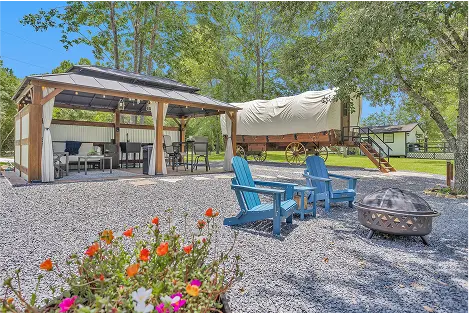 Outdoor view of one of our luxurious wagons